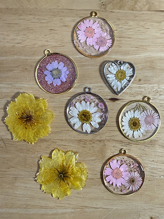 Resin Jewelry Workshop + Sip, March 26, 2026